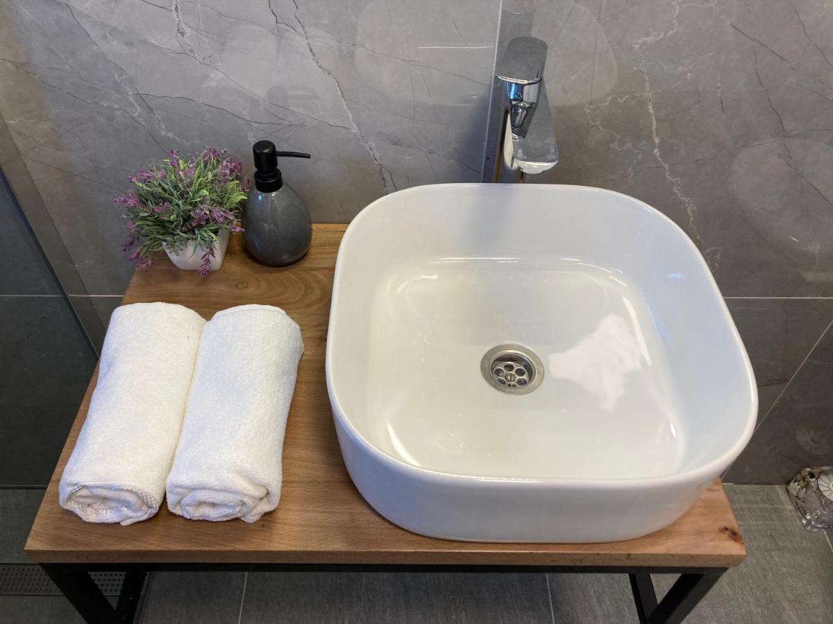 Apartmani Dorijan Vrsi Luaran gambar